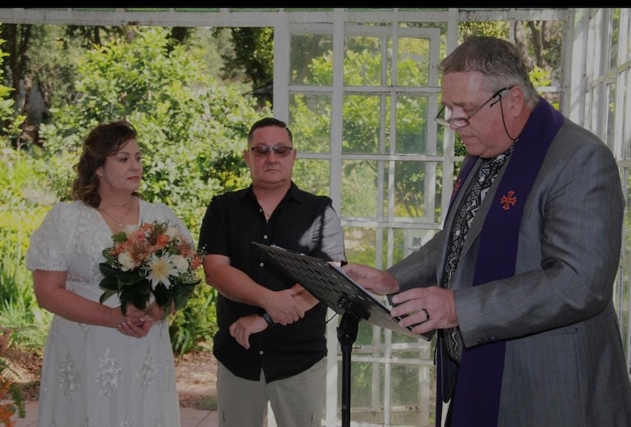 Wedding ceremony by Dr. Gerrit Rademeyer in Suurbraak